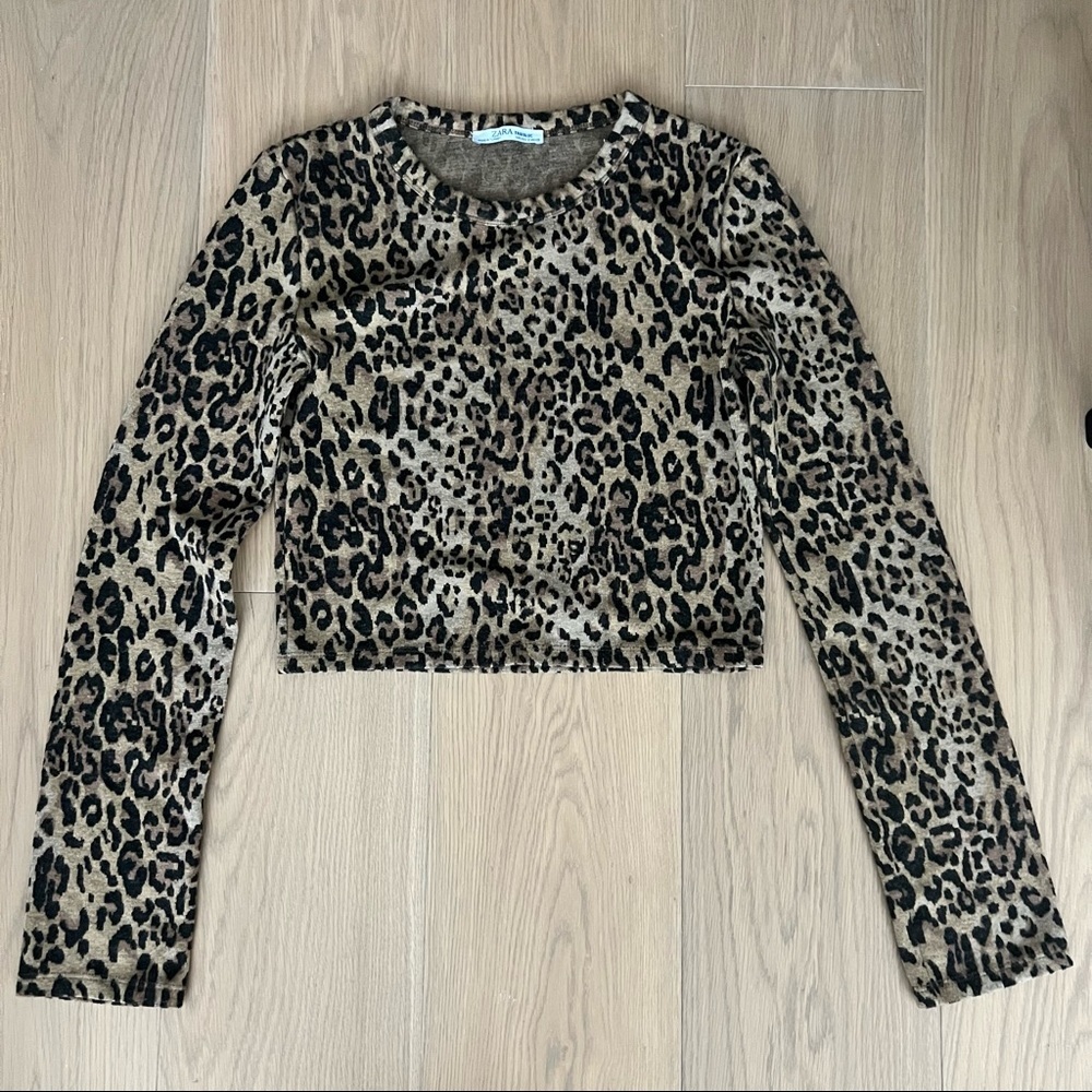 Zara cheetah leopard print cropped scoop neck long sleeve sweater size small